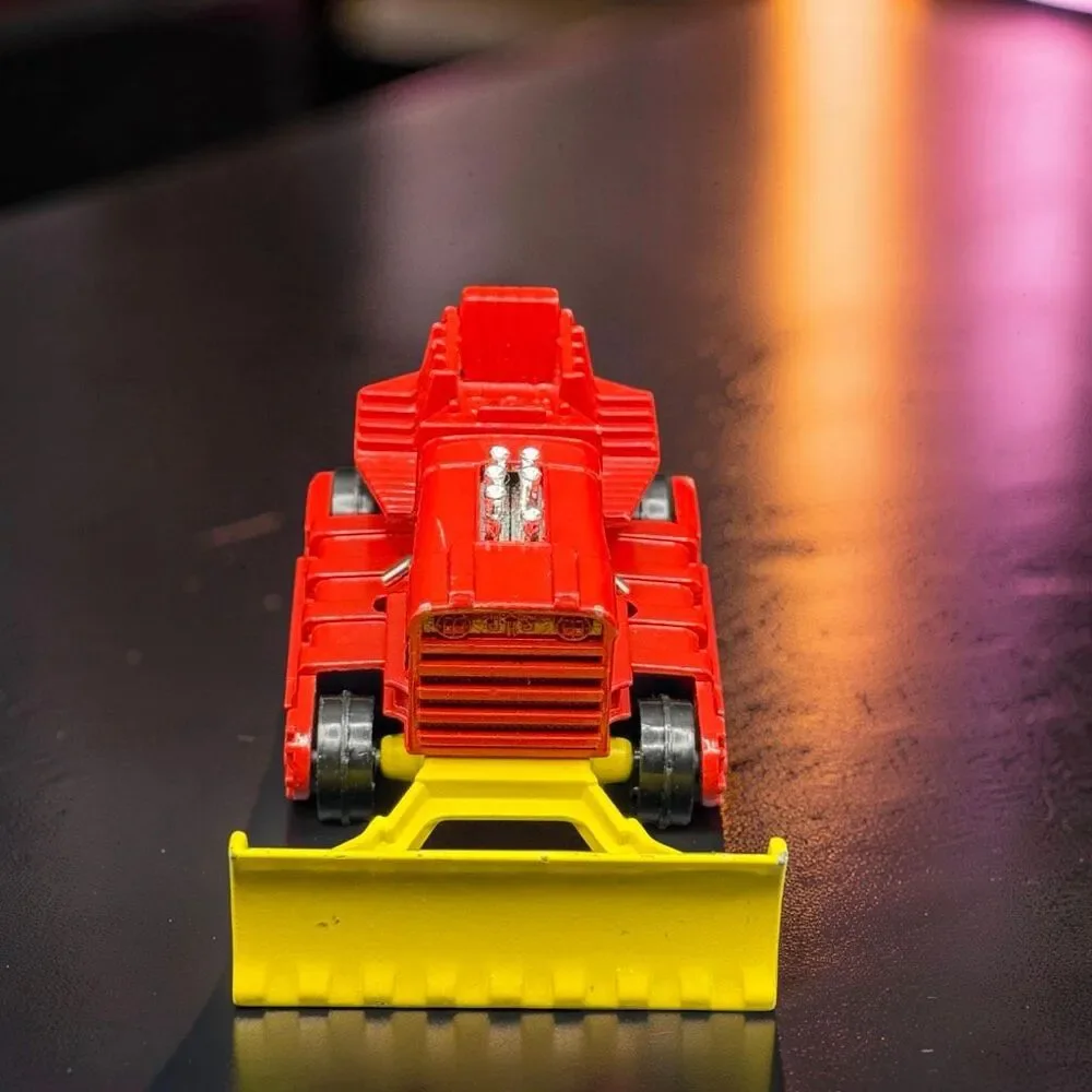 Vintage 1974 Matchbox Lesney Super Kings K-23 Red & Yellow Super Bulldozer A67